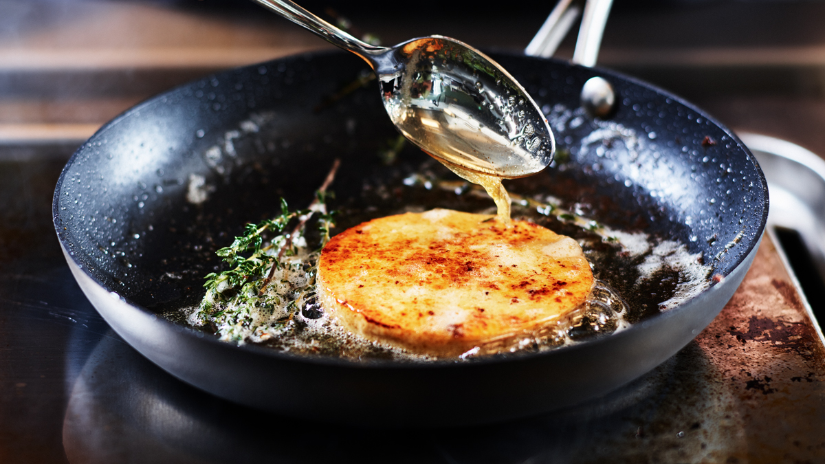 Grillad ostmacka i stekpanna