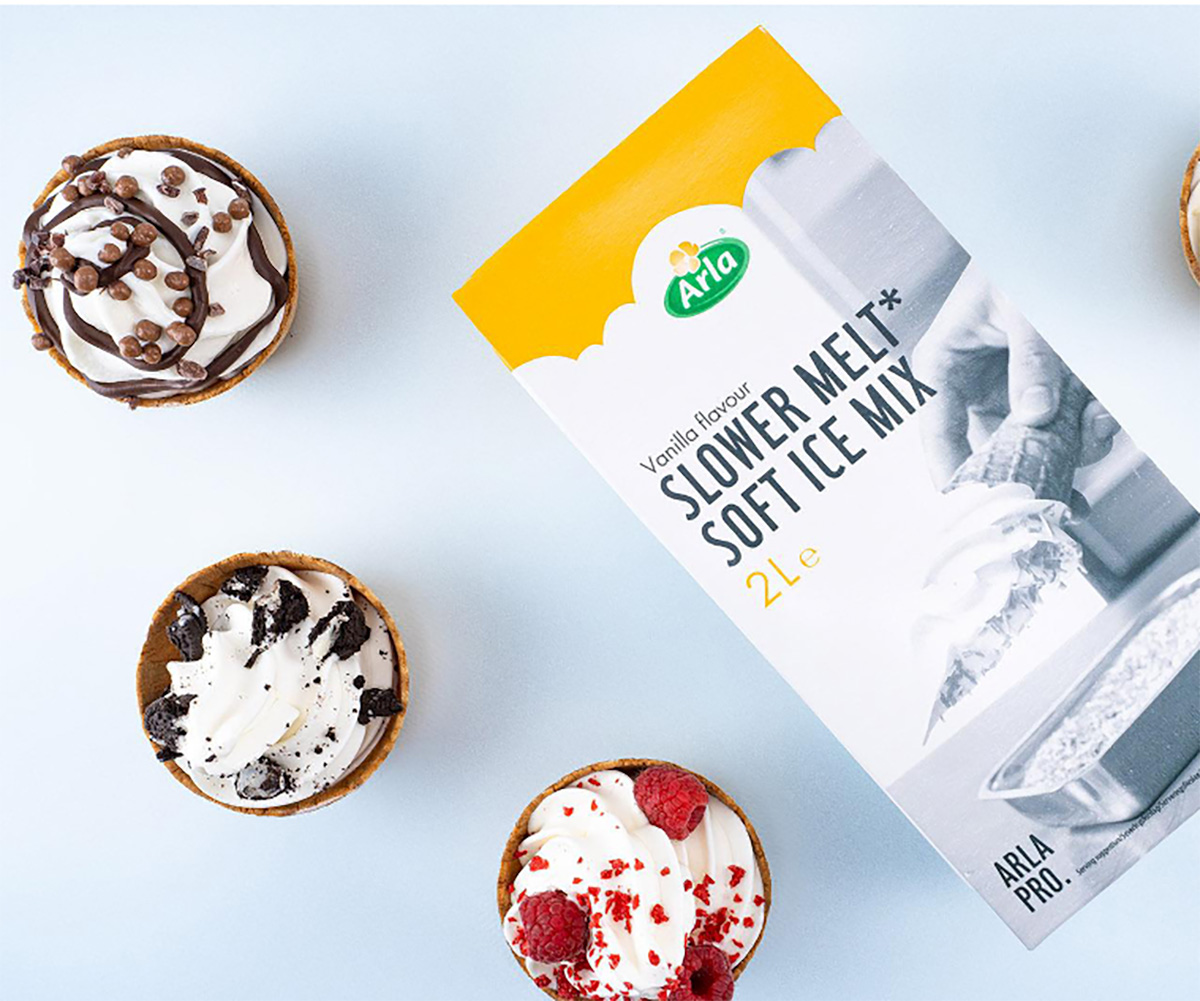 Softserve förpackning och glass på bord